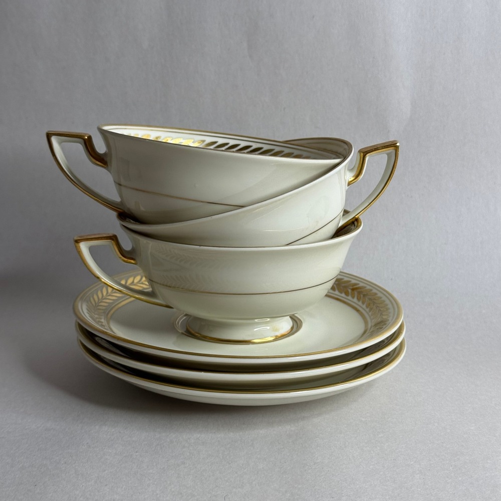 Royal Bayreuth Bavaria Gold Laurel Leaf Tea Cups and‎ Saucers Set of 3 Germany